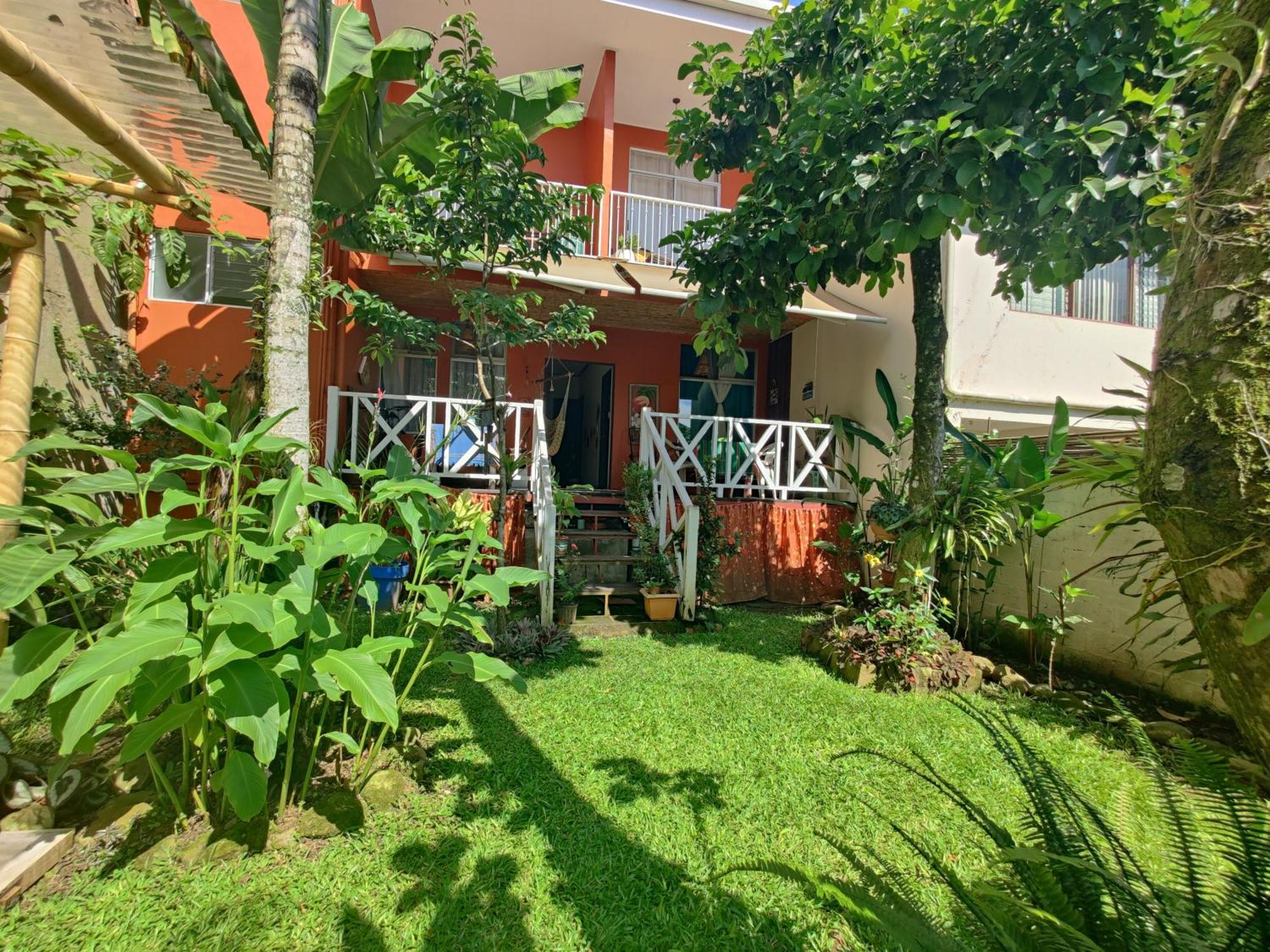 Casa De Lis Hotel & Tourist Info Centre Turrialba Bagian luar foto